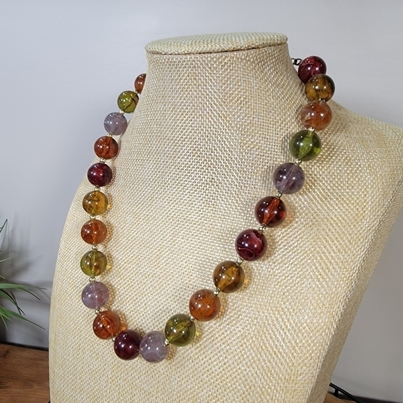Jewel tone multi color necklace - Picture 8 of 14